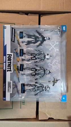 NEW RARE Fortnite Skull Squad Mode 4 Pack Action Figures 14 Pcs Jazwares 2021