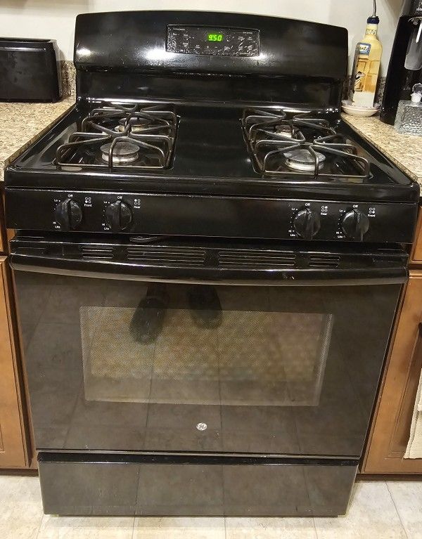 GE Stove