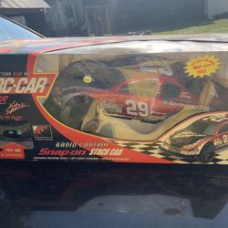 Snap on radio control stock car RC