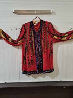 Sequence.   Bego Beads Jacket