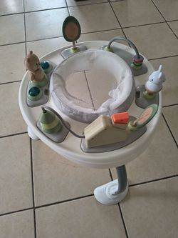 Baby activity center