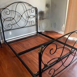 Twin Black Iron Bed  TWIN 