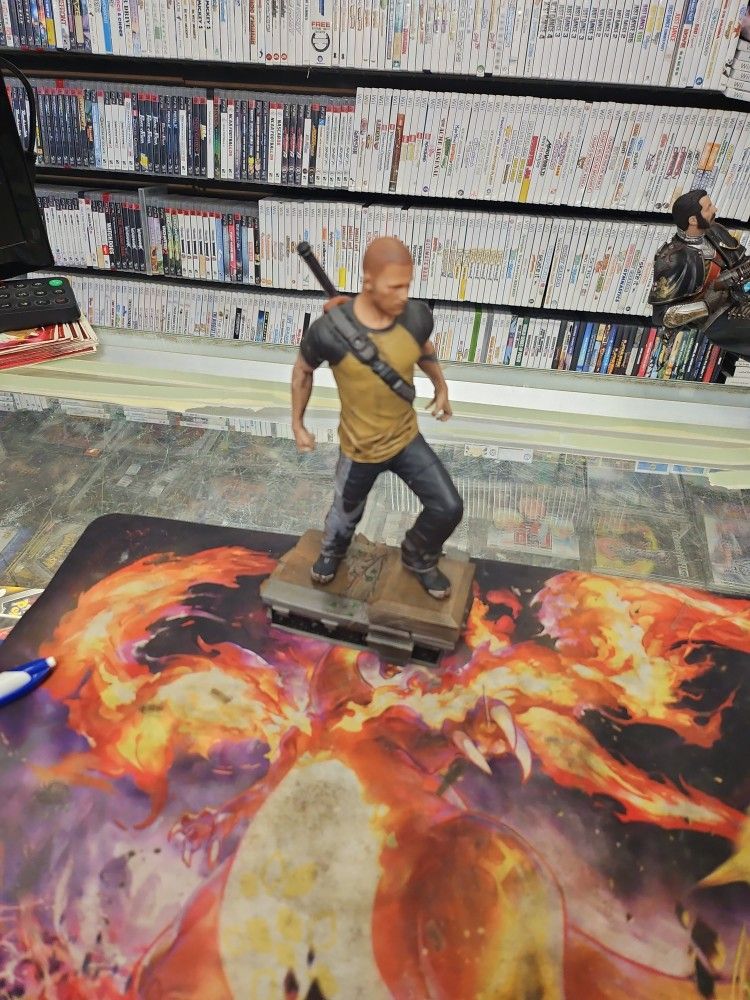 Infamous 2 Cole McGrath Hero Edition Figure Statue 2011 8" SCEA Sony PS3