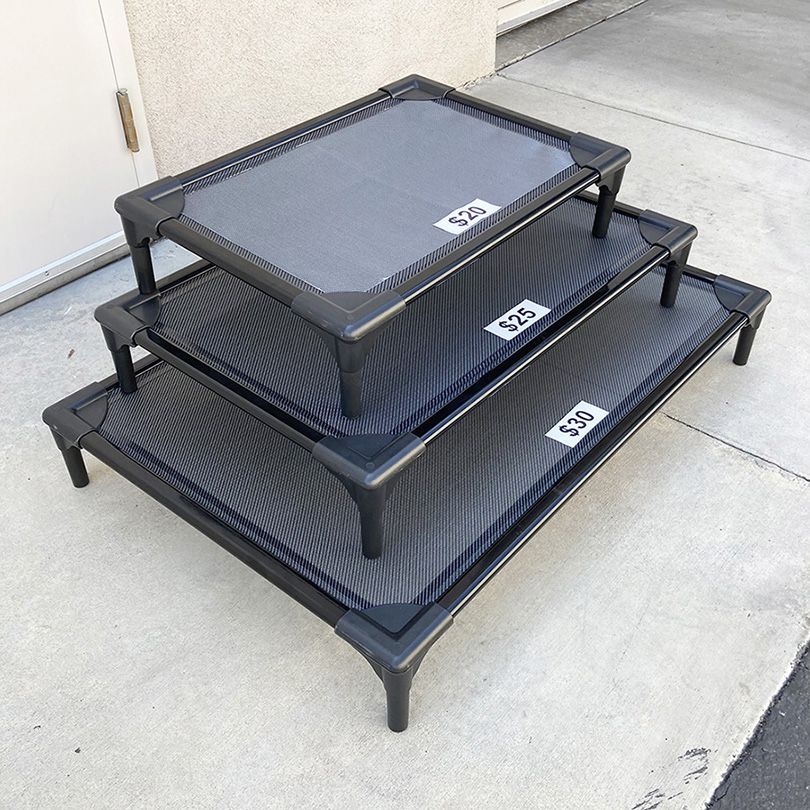 Brand New Elevated Dog Bed (Small $20, Medium $25, Large $30) Breathable Raised Pet Bed Cot Indoor Outdoor 