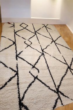 Large area rug 8X11