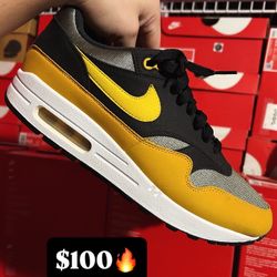 Airmax 1 ‘Dark Stucco Vivid Sulfur’ Sz 9M