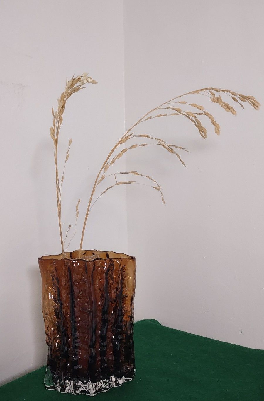 Brutalist Amber Corrugated Glas Vase,8.5 " Tall.