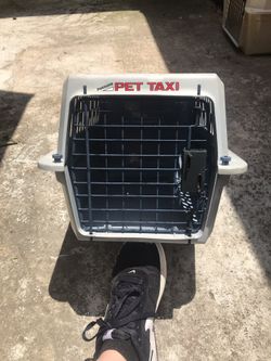 Pet mate pet taxi pet carrier for small pets