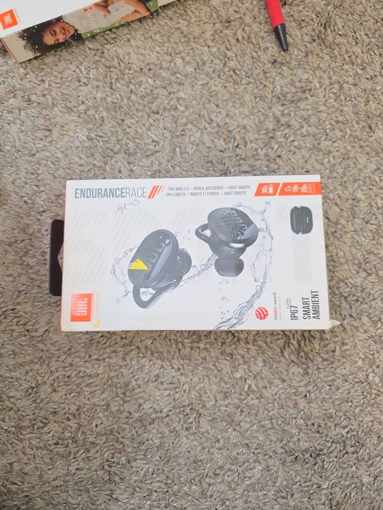 JBL Endurance Race TWS True Wireless In-Ear Sport Headphones - Black