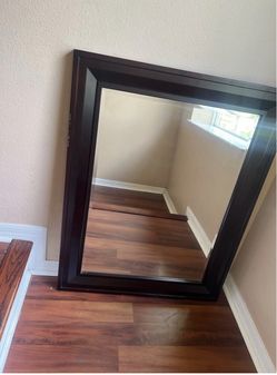 Vintage BOMBAY COMPANY solid cherry wall mirror W/beveled glass 31x39 Used in good condition with some cosmetic blemishes. These blemishes are in the 