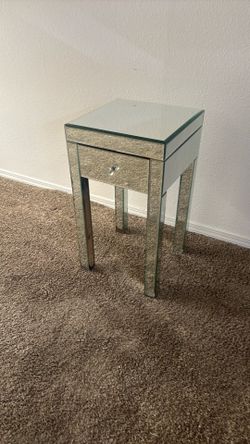 Mirrored Table