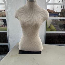 Mannequin Female Medium 