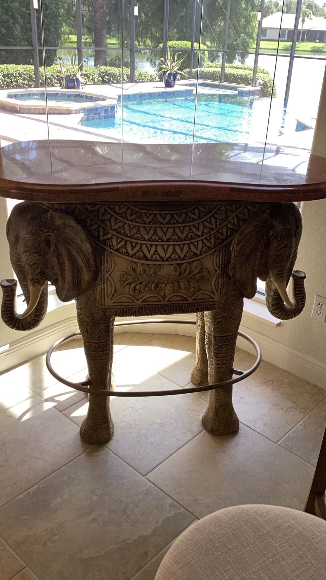 Elephant Bar Height Table And Bar Stools