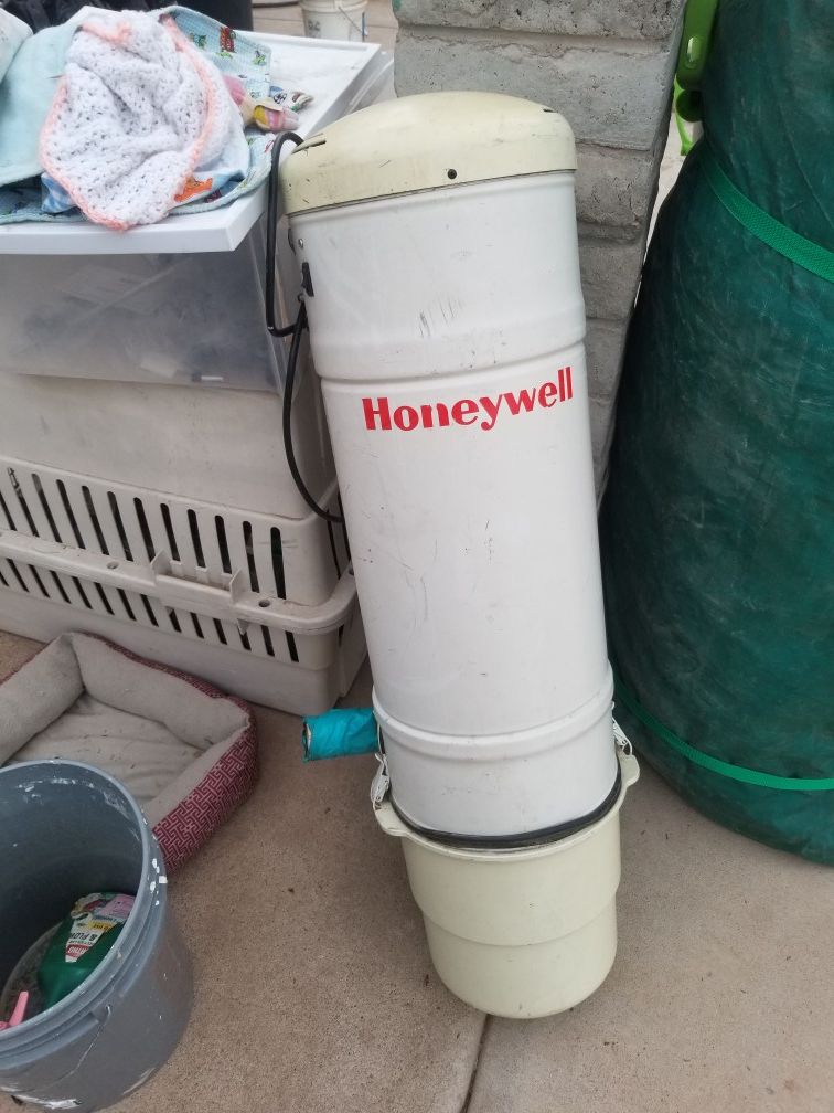 Honey well whole house vacuum