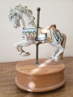 8" Musical Horse Carousel 