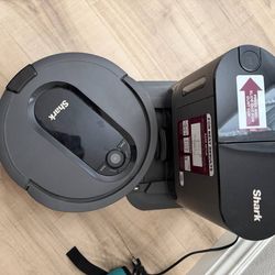Shark Robot Vacuum