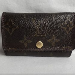 Louis Vuitton Key Case