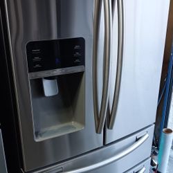 4 Door Refrigerator Samsung 33 Perfect Working Condition