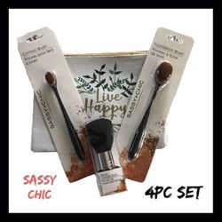 NIB Sassy Chic 4pc Beauty Gift Set