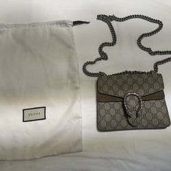 Gucci Dionysus Small Shoulder Bag
