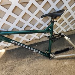 Turner Xce Large Frame Seat Post And Seat