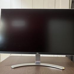LG 27UD68-W 4K 27” monitor