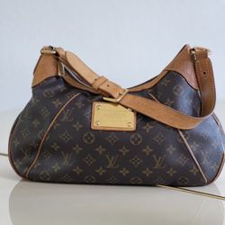 Louis Vuitton Monogram Thames