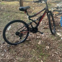 Shimano Shocker 26” Mountain Bike