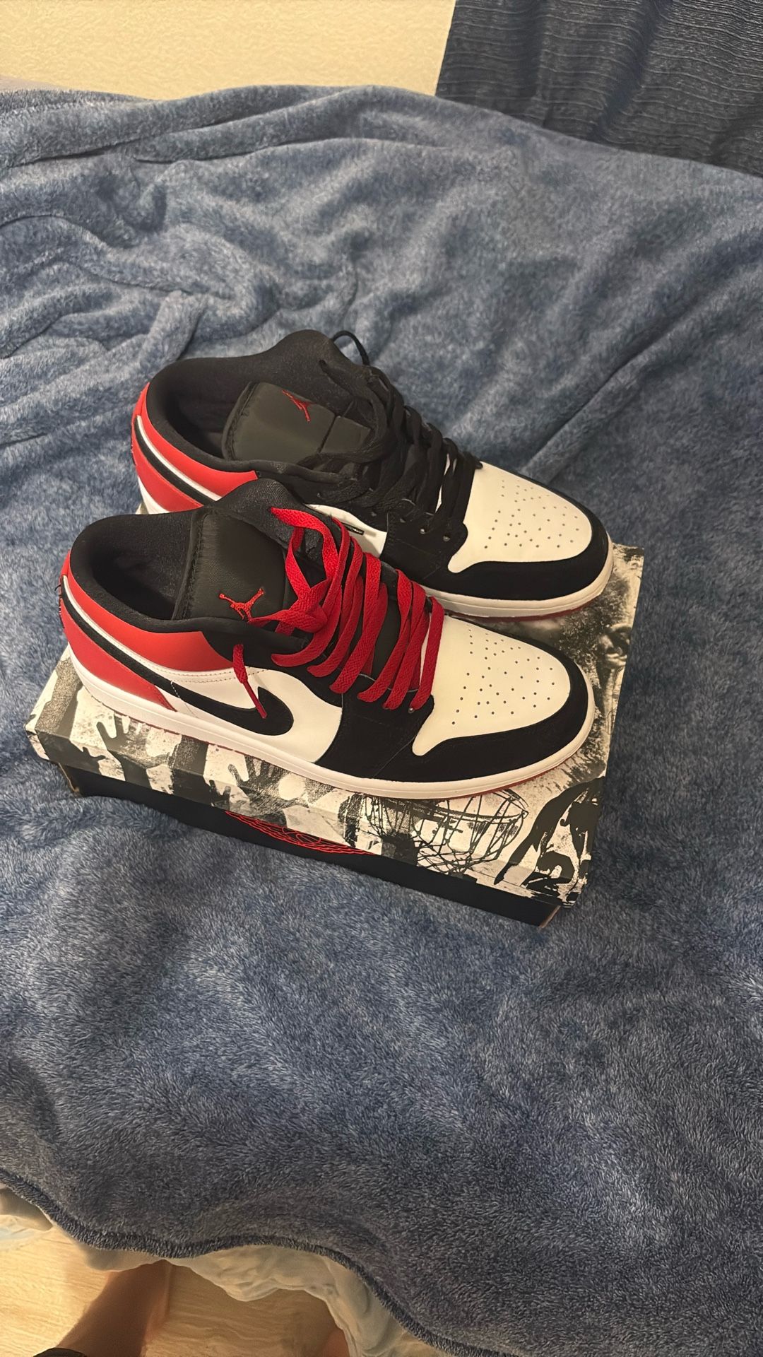 Air Jordan 1 Low se (men’s Size 12)