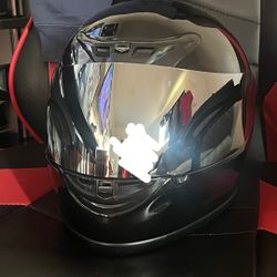 Motorcycle helmet