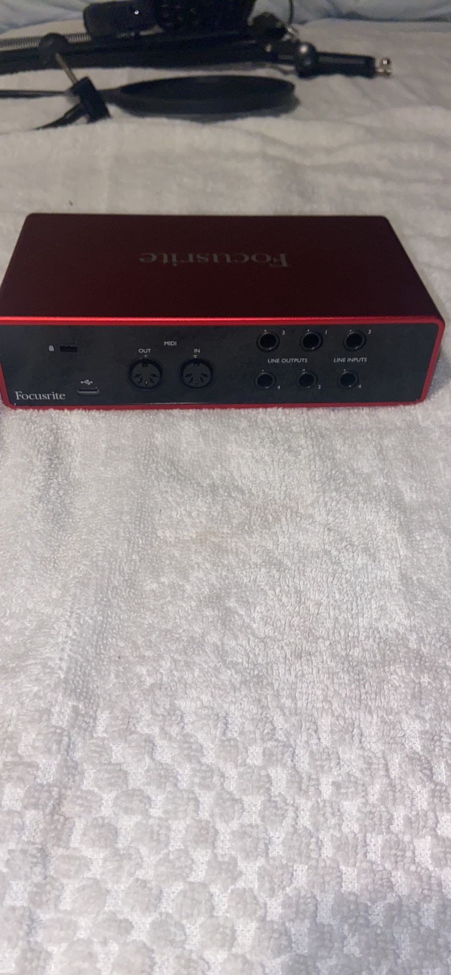 Focusrite Scarlett 4i4 USB Audio Interface (Gen 3)