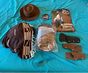 Clint Eastwood Cowboy Costume Set. Boys: Medium size. HALLOWEEN SALE! PLEASE READ DESCRIPTION