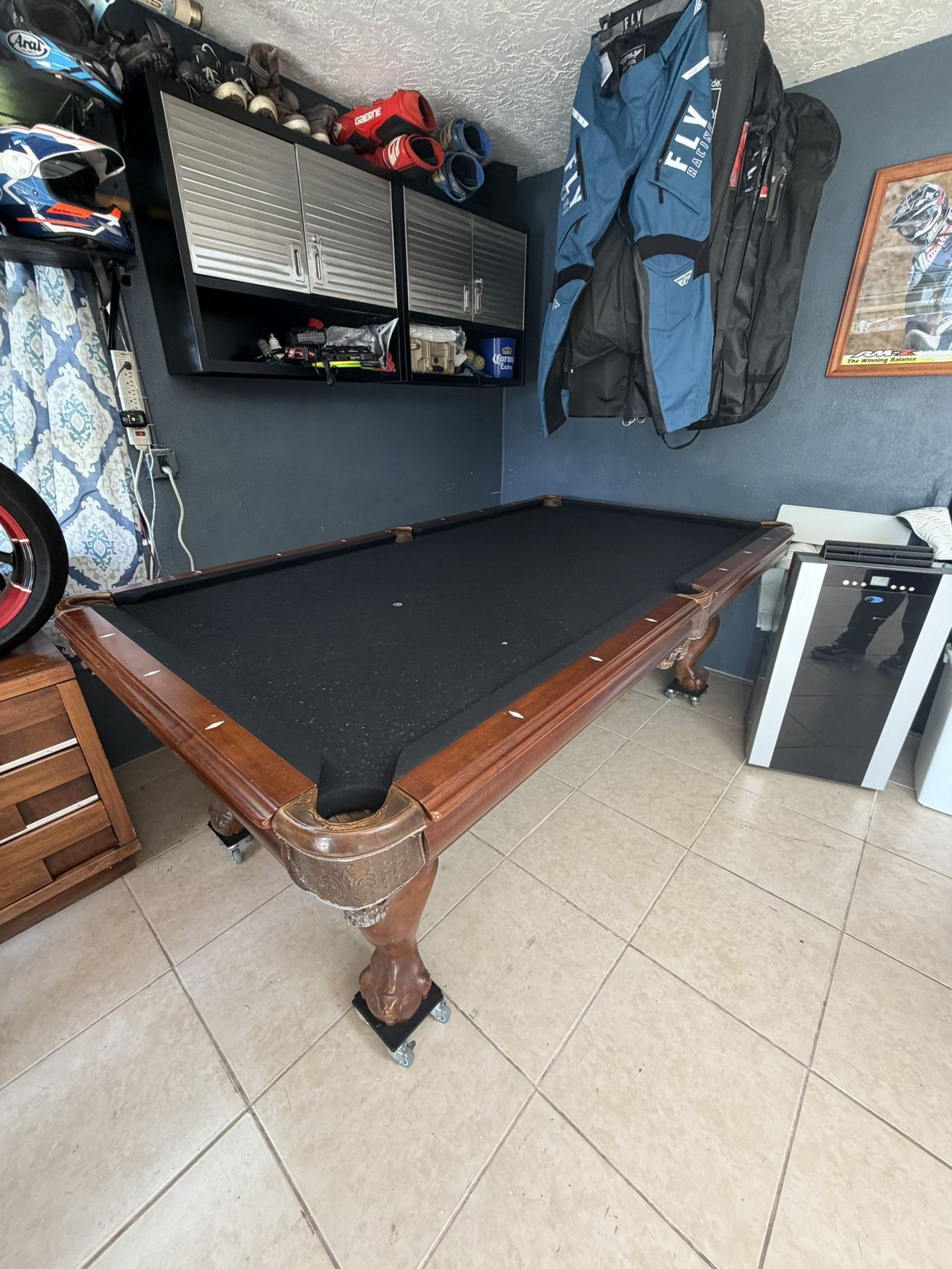 8 Foot Pool Table
