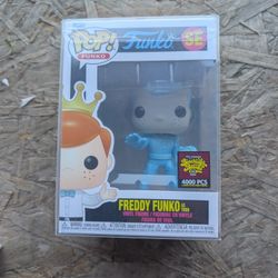 Funko Pop - Freddy Funko as Tron - Limited to 4000 - Free Protector