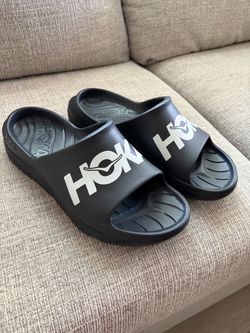 Hoka ora athletic slides