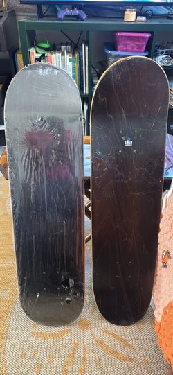 Skateboard