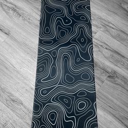 B&W Gaming Mouse Pad
