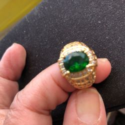 925/14 k gold filled simulated emerald and white topaz unisex ring size 8.5