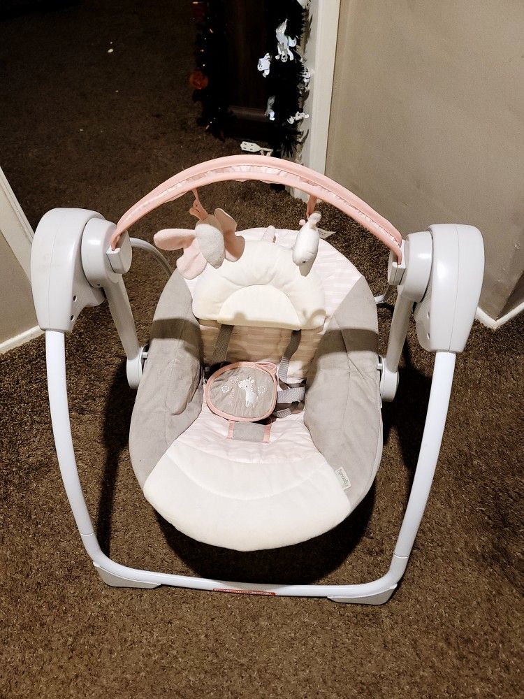 Graco Portable Unicorn Swing