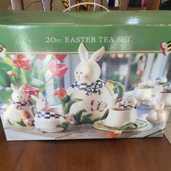 20 PC Easter Tea Set 