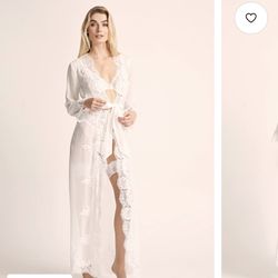 Homebodii Bridal robe 