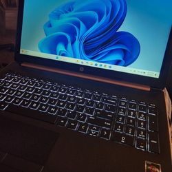 Hp 15 TOUCHSCREEN Laptop 