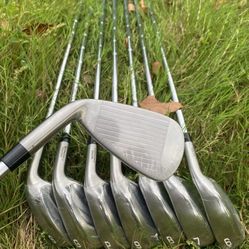 Mizuno Hot metal JPX 923 iron set