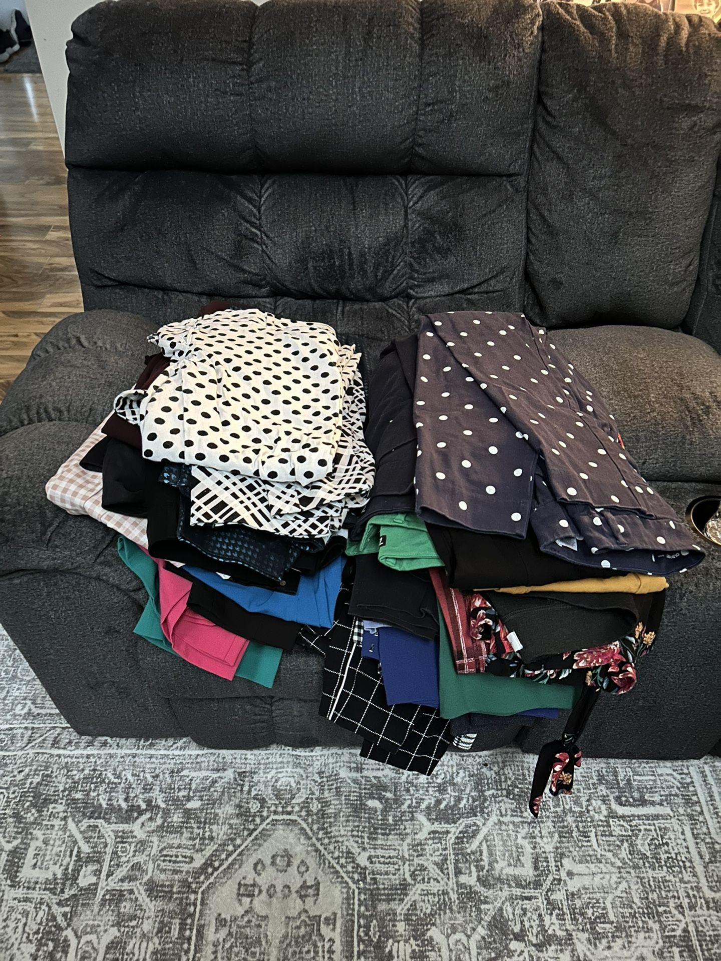 Women’s Dresses & Pants