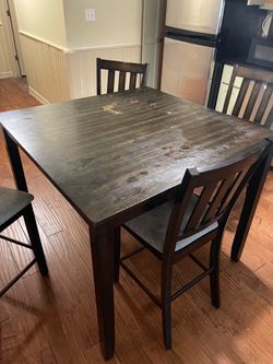 Kitchen table