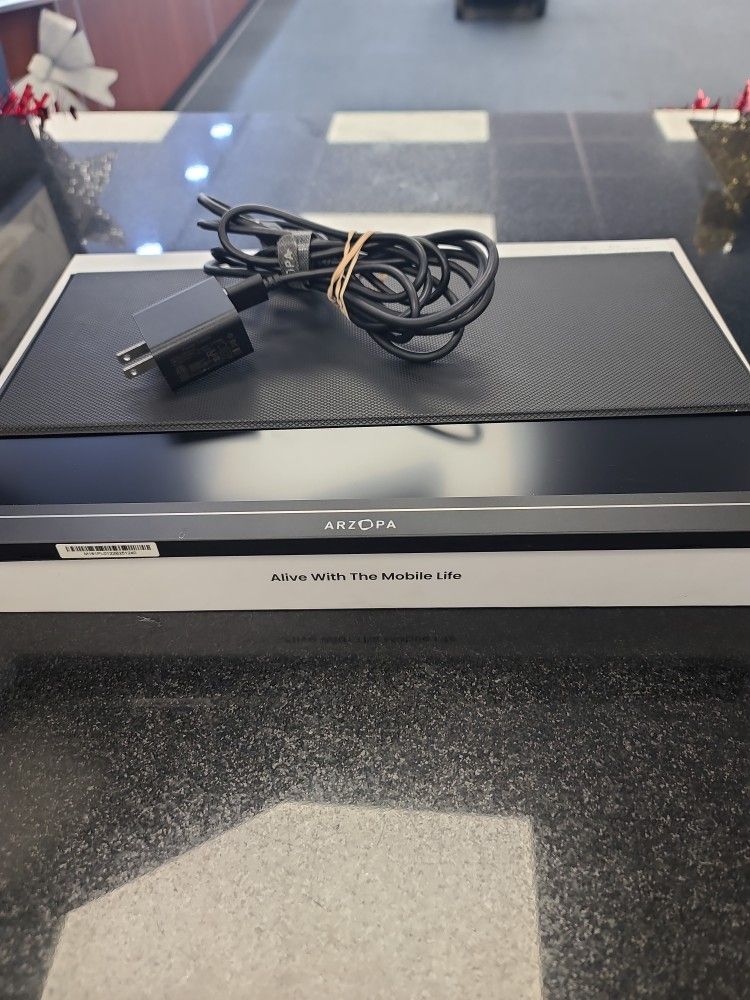 Portable MONITOR