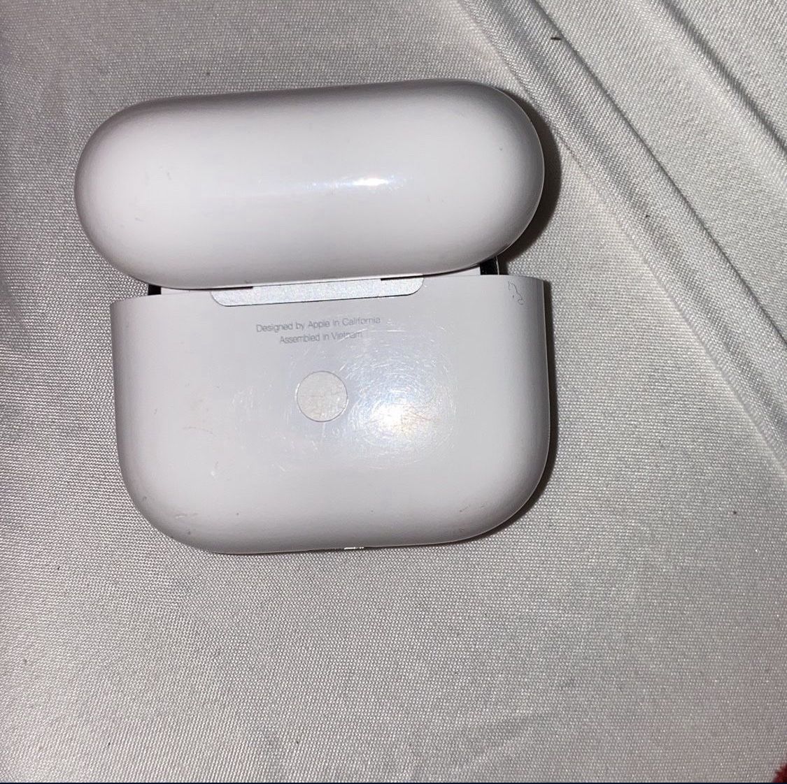 AirPods 3 with Wireless Charging Case