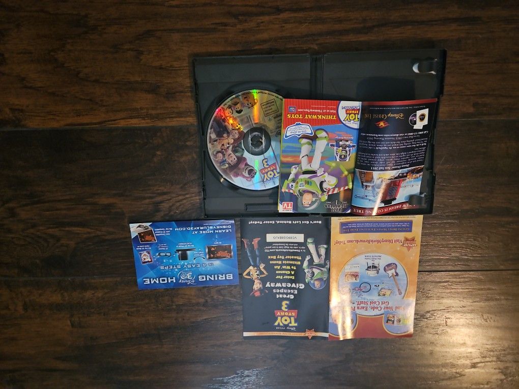 DISNEY'S PIXAR TOY STORY 3 RATED # 1 ANIMATED FILM OF THE YEAR! IN GOOD CONDITION AND ALL ORIGINAL INSERTS π $10.00