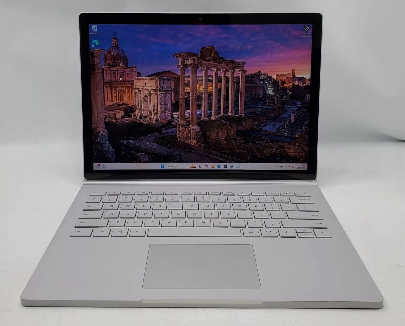 Microsoft Surface Book 1st Generation 1703 (i5/8GB/128GB)