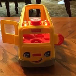 Fisher Price little people school bus with lights and music 